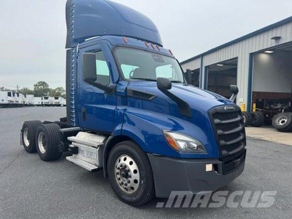 Freightliner CASCADIA 116 وحدات الجر