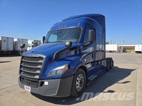 Freightliner CASCADIA 116 وحدات الجر