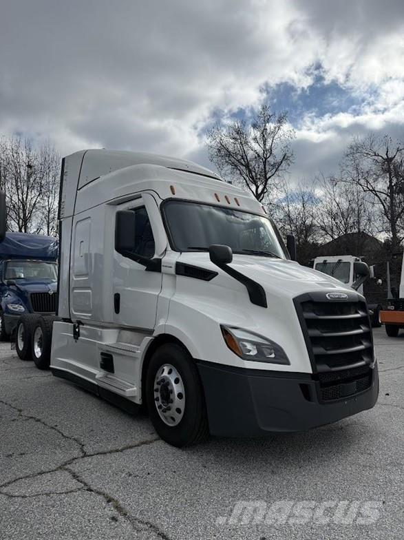 Freightliner CASCADIA 116 وحدات الجر