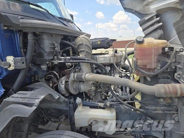 International LT وحدات الجر