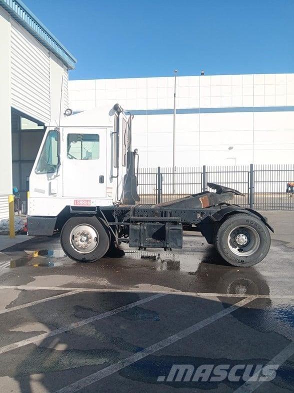 Kalmar OTTAWA 4X2 OFF-ROAD جرارات صالات المطارات