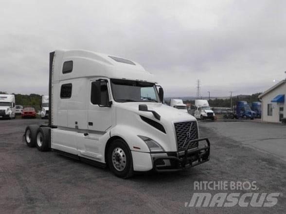 Volvo VNL64T860 وحدات الجر