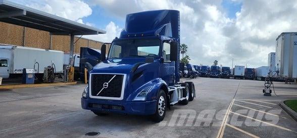 Volvo VNR64T300 وحدات الجر