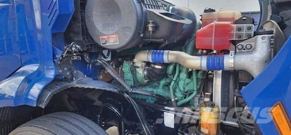 Volvo VNR64T300 وحدات الجر