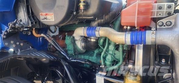 Volvo VNR64T300 وحدات الجر