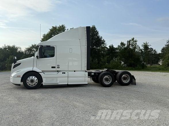 Volvo VNR64T640 وحدات الجر