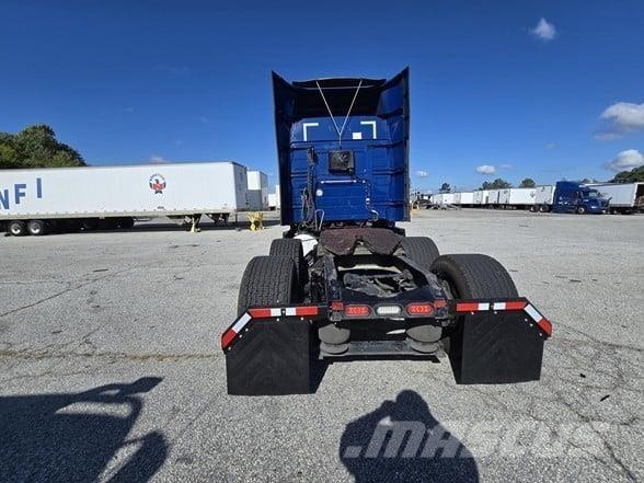 Volvo VNR64T640 وحدات الجر