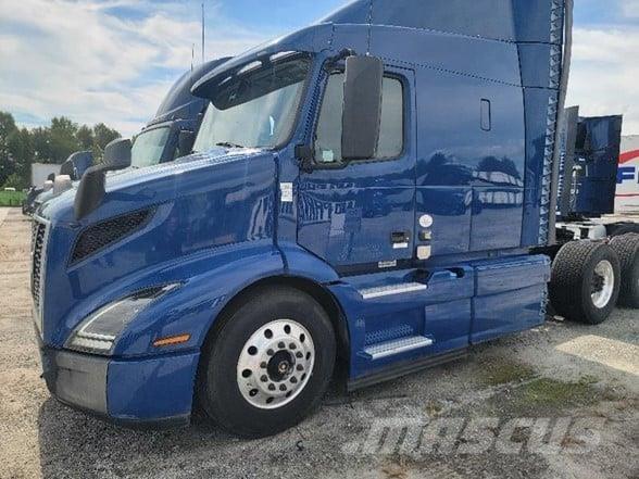 Volvo VNR64T640 وحدات الجر