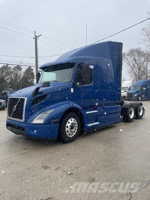 Volvo VNR64T640 وحدات الجر