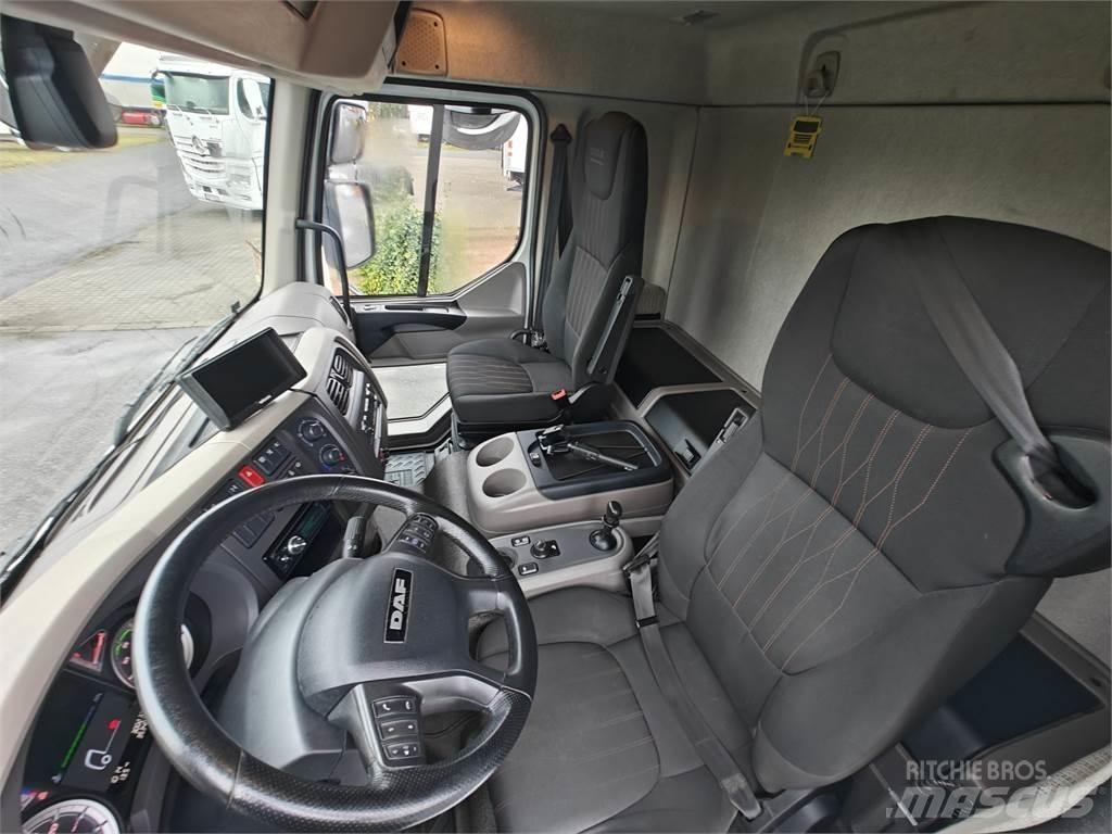 DAF LF290 شاحنات ذات هيكل صندوقي