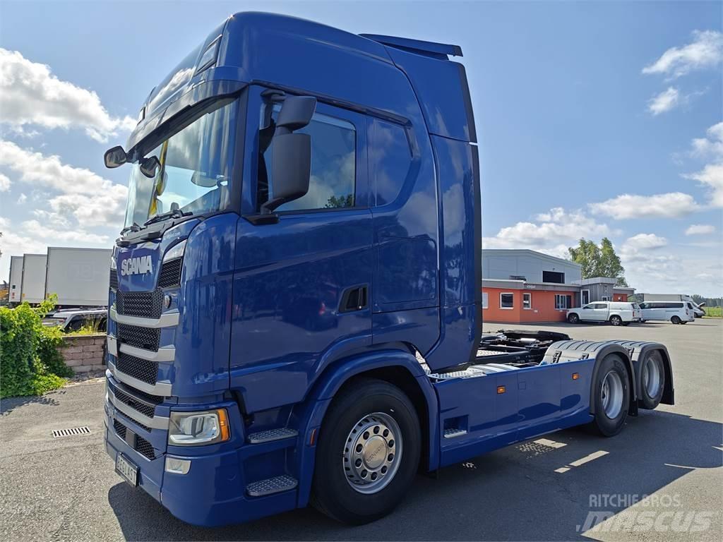 Scania 540S وحدات الجر