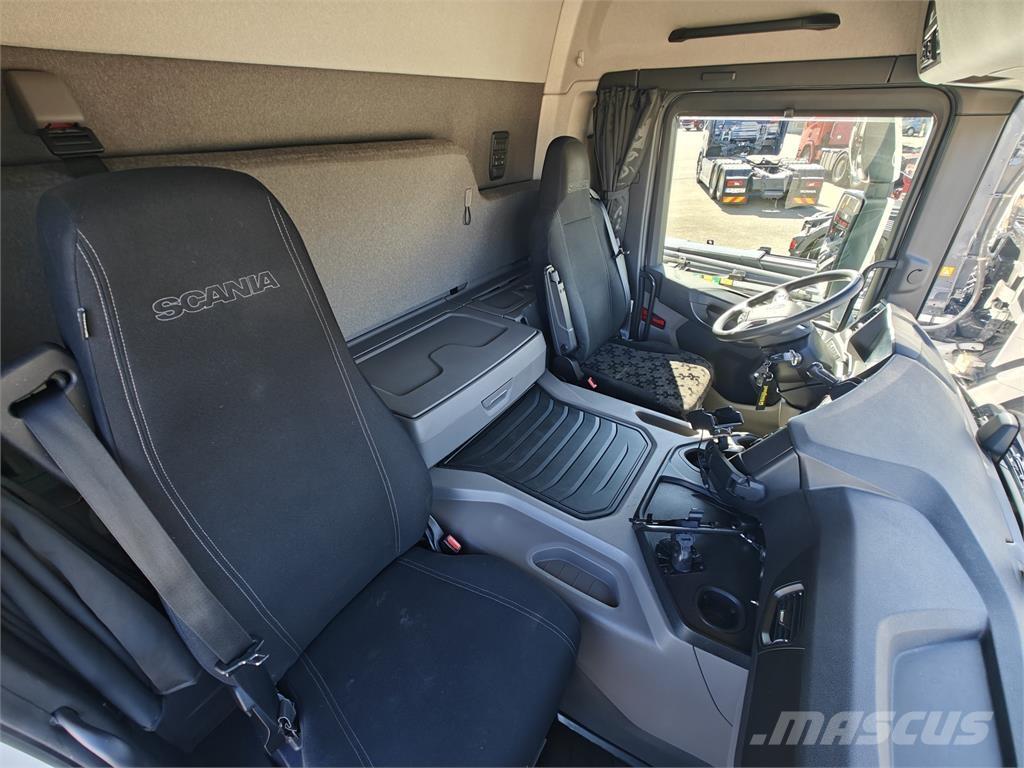 Scania P410 شاحنات بدرجة حرارة قابلة للضبط