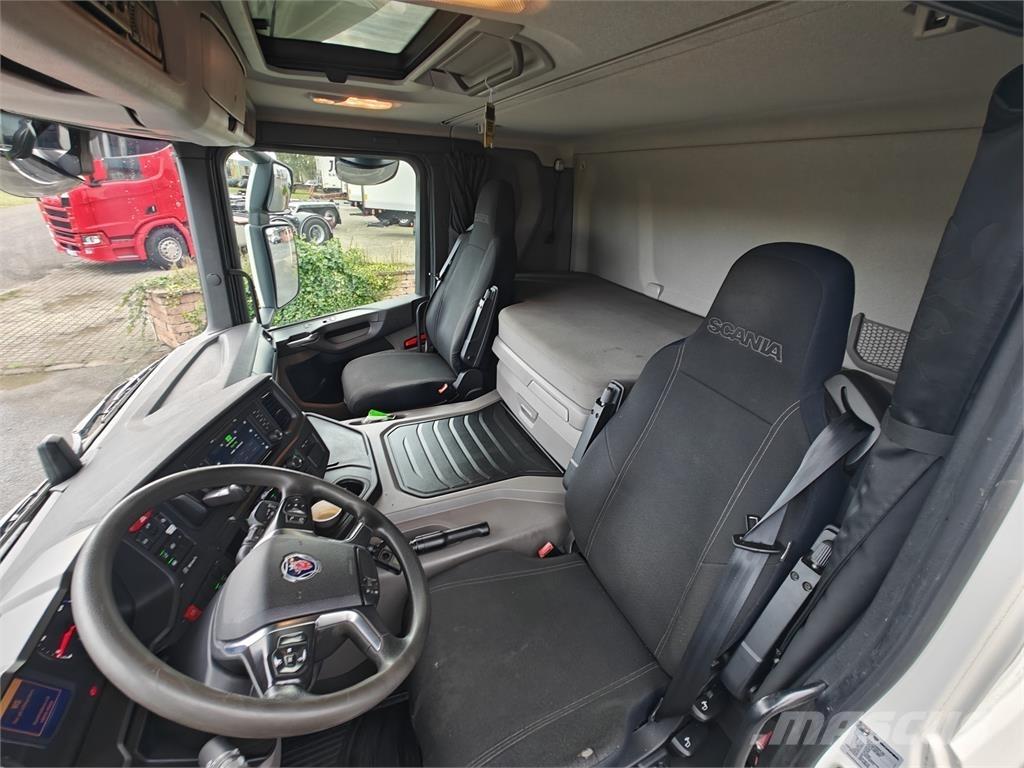 Scania P410 شاحنات بدرجة حرارة قابلة للضبط