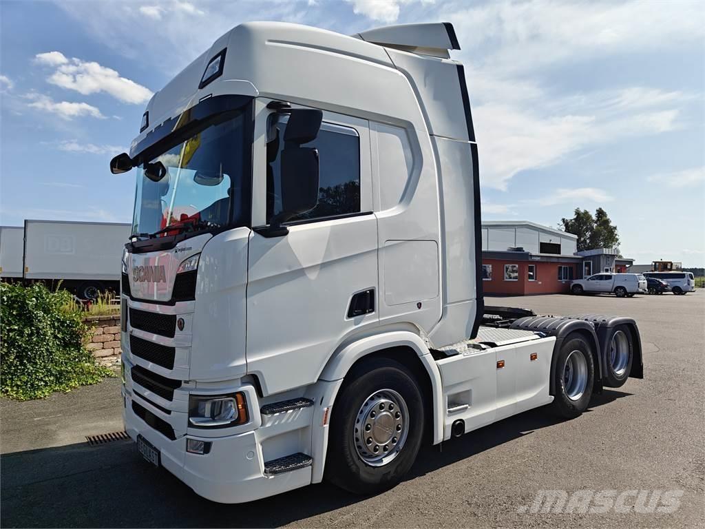 Scania R540 وحدات الجر