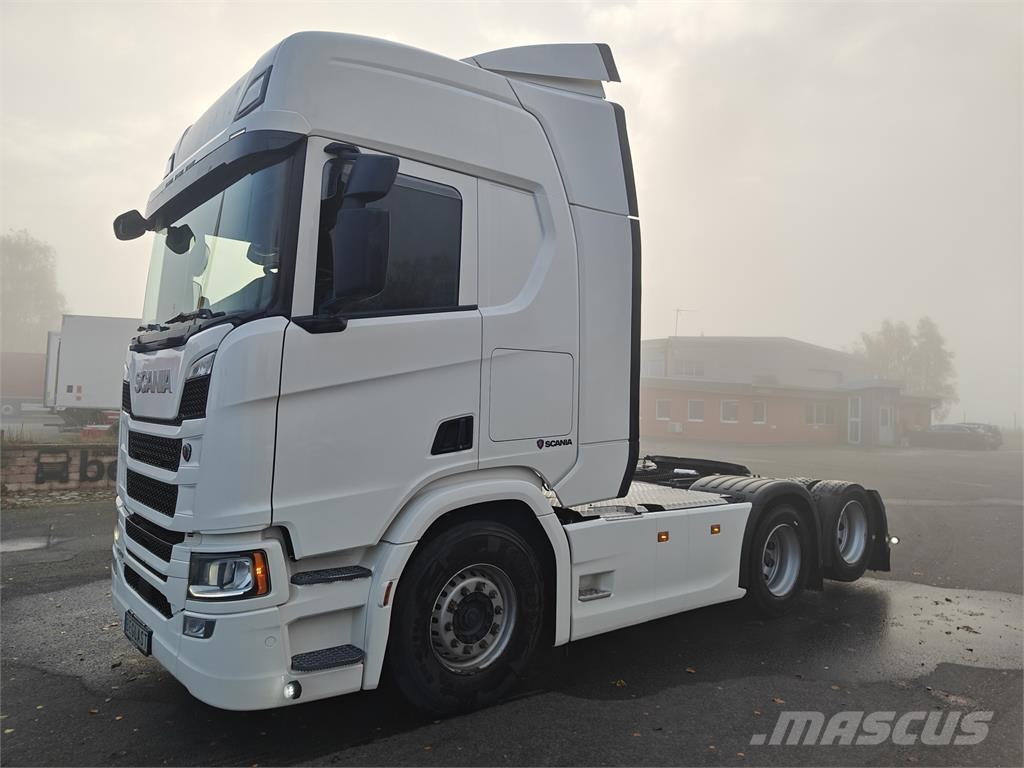 Scania R540 وحدات الجر