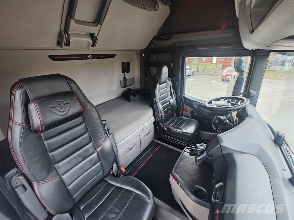 Scania R650 شاحنات الرافعات الخطافية