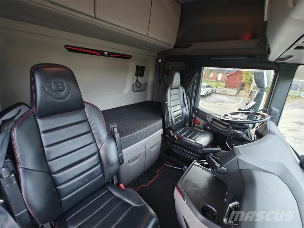 Scania S770 شاحنات الرافعات الخطافية