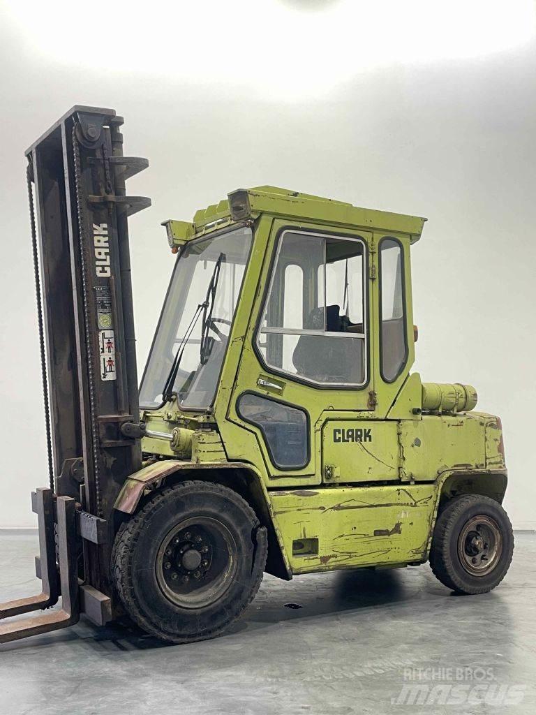 Clark C500-Y100PD شاحنات الديزل