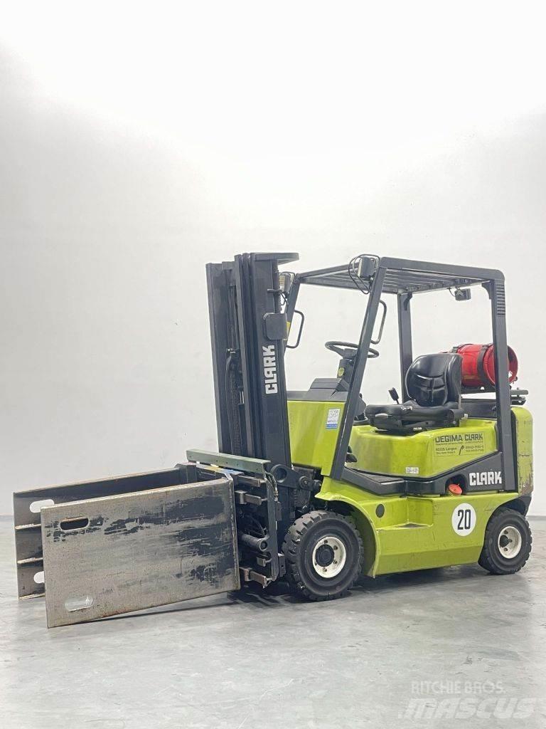 Clark CPG 16 شاحنات LPG