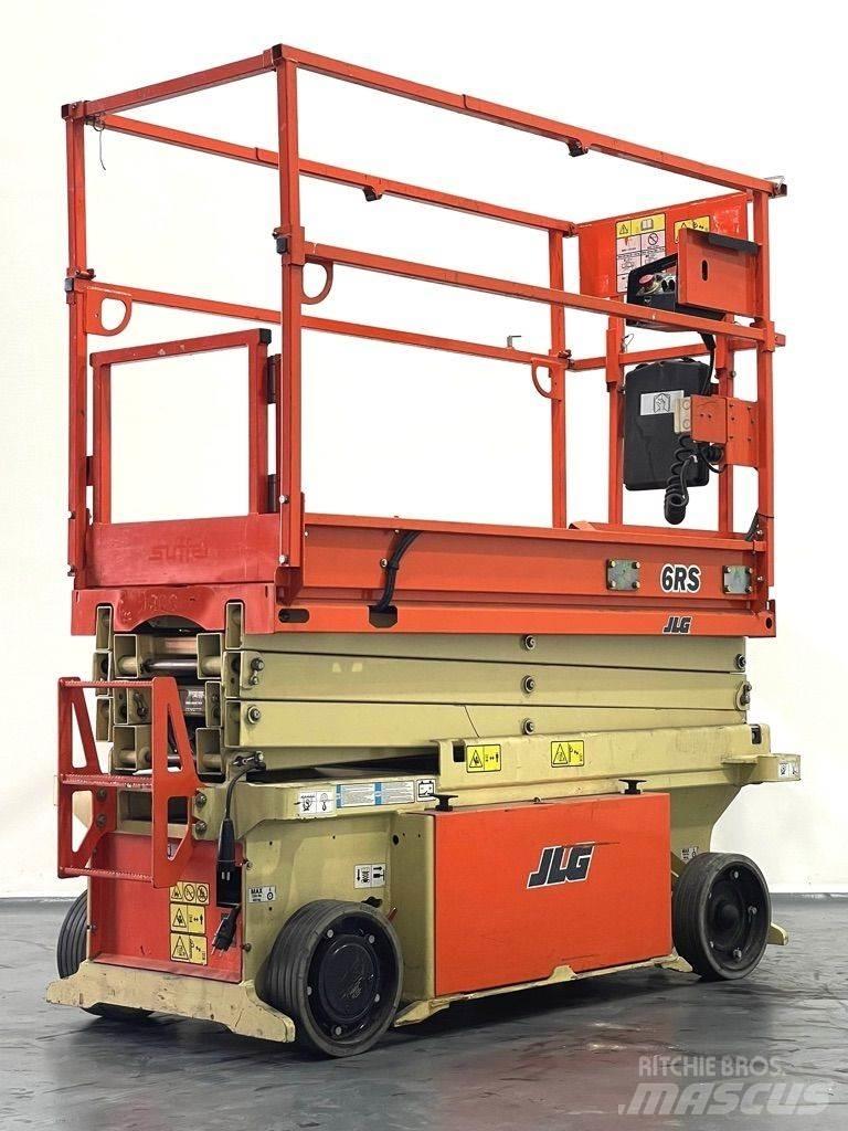 JLG 6RS رافعات مقصية الشكل