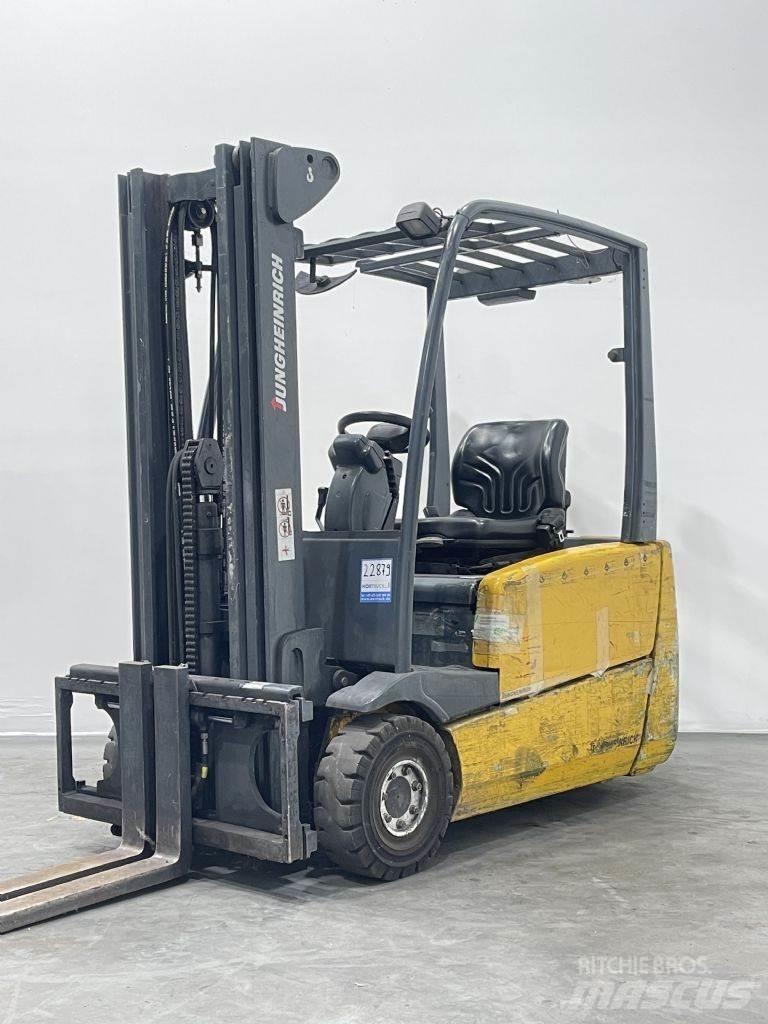 Jungheinrich EFG 216 شاحنات ذات رافعات شوكية تعمل بالكهرباء