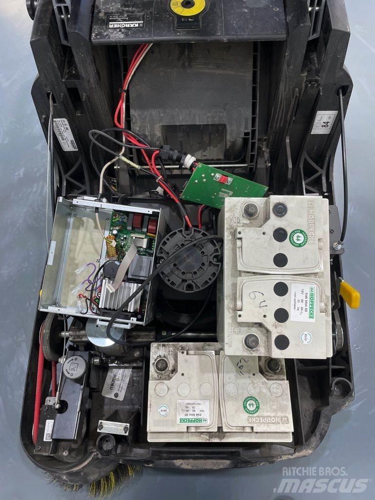 Kärcher KM75/40W كناسات