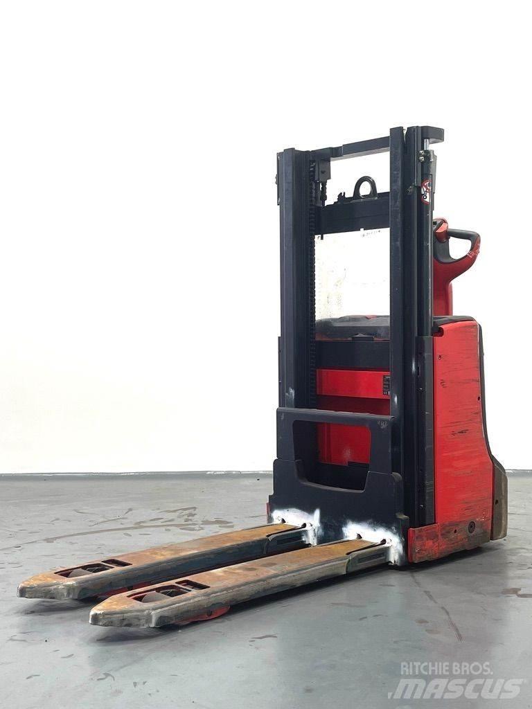 Linde D06-1160 معدات التكديس الجوالة