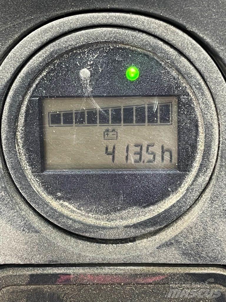 Linde D08-1160 معدات التكديس الجوالة
