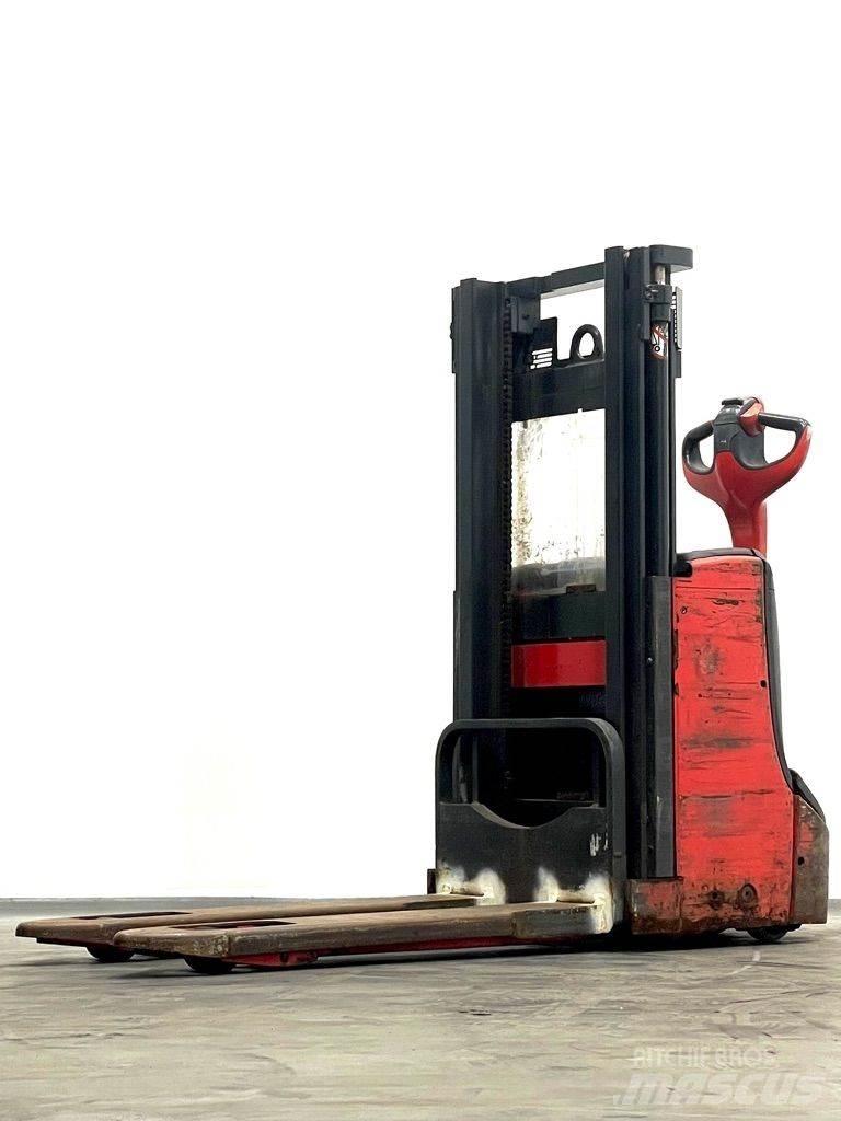 Linde D08-1160 معدات التكديس الجوالة