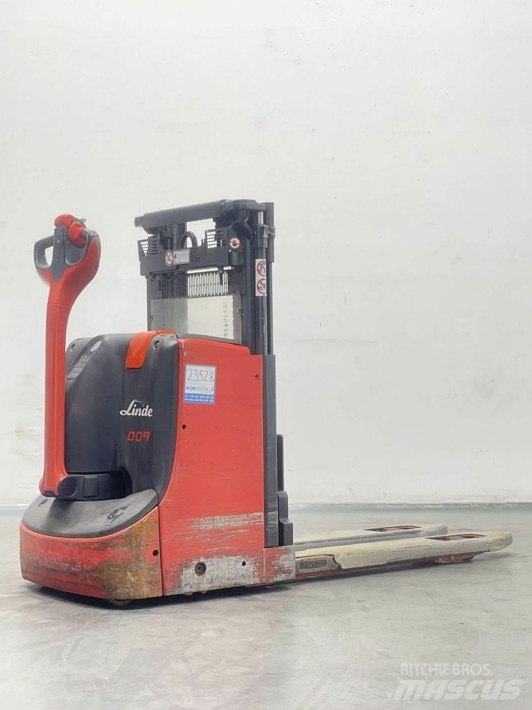 Linde D08-1160 معدات التكديس الجوالة