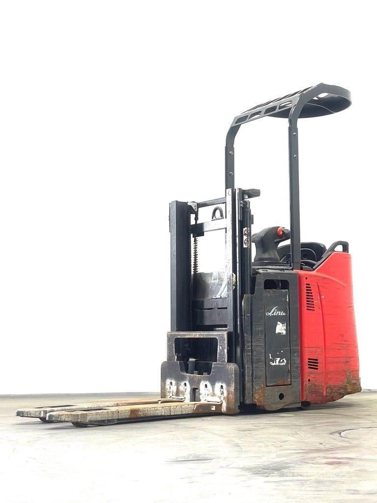 Linde D12HPSP-133 معدات التكديس الجوالة