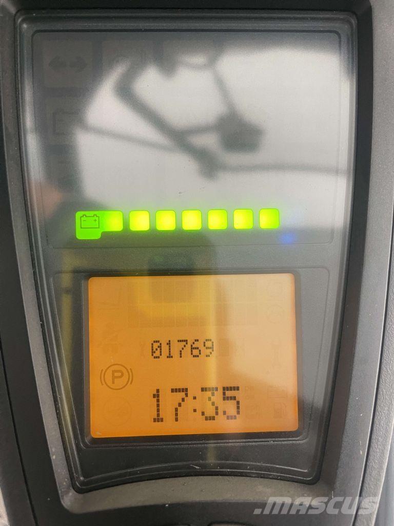 Linde E12-02-386 شاحنات ذات رافعات شوكية تعمل بالكهرباء