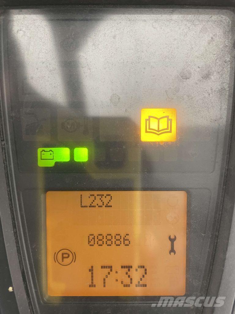 Linde E16L-01-386 شاحنات ذات رافعات شوكية تعمل بالكهرباء