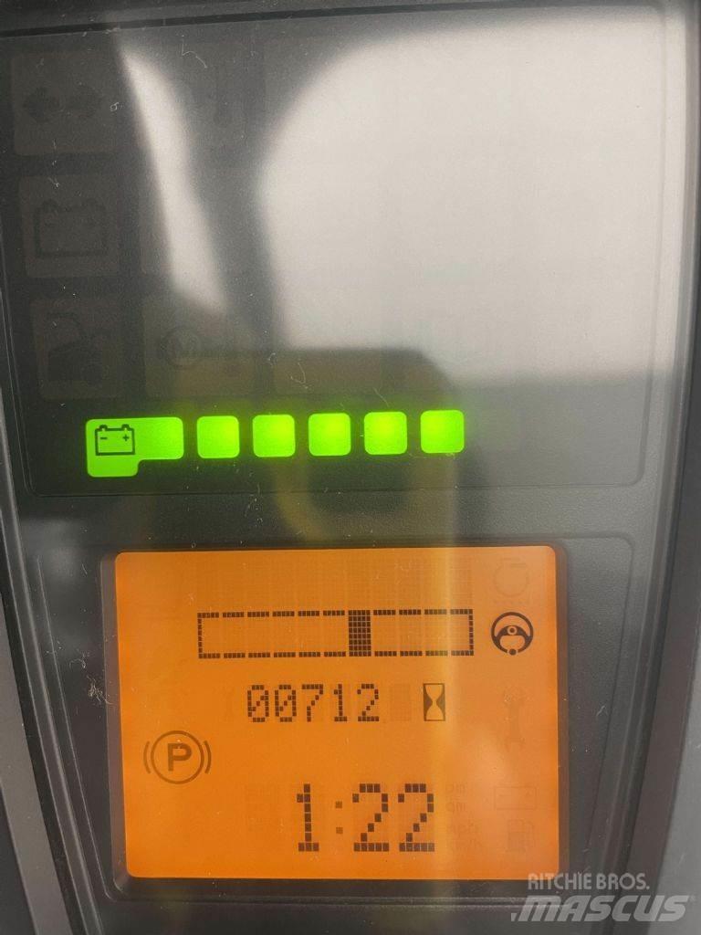 Linde E16L-02-386 شاحنات ذات رافعات شوكية تعمل بالكهرباء