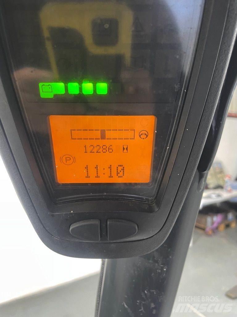 Linde E16L-386-EVO شاحنات ذات رافعات شوكية تعمل بالكهرباء