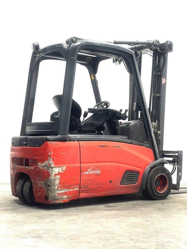 Linde E18L-386 شاحنات ذات رافعات شوكية تعمل بالكهرباء