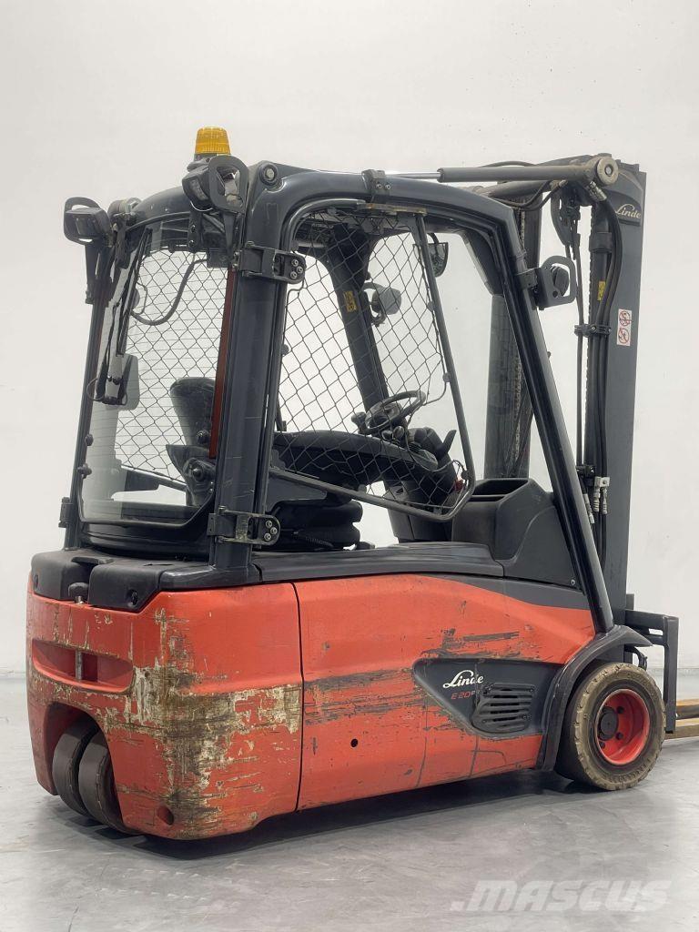 Linde E20L-02-386 شاحنات ذات رافعات شوكية تعمل بالكهرباء
