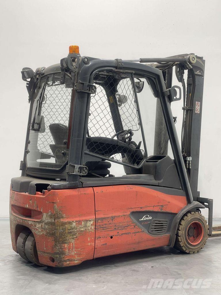 Linde E20L-02-386 شاحنات ذات رافعات شوكية تعمل بالكهرباء