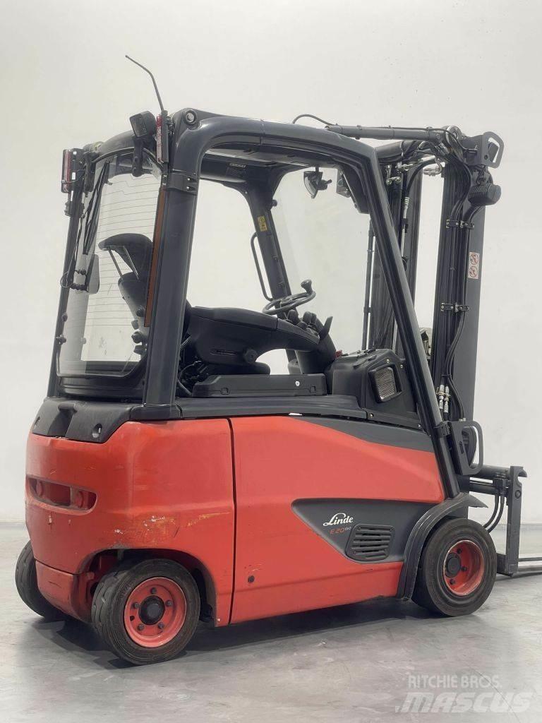 Linde E20PH-02-386 شاحنات ذات رافعات شوكية تعمل بالكهرباء