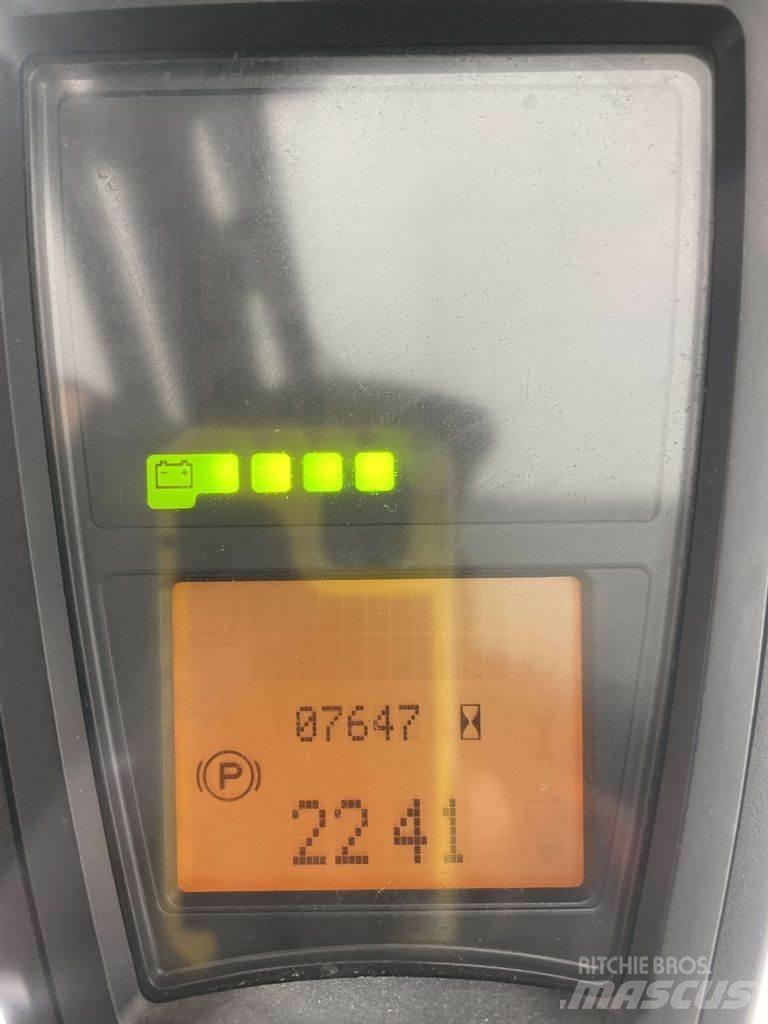 Linde E25-01-387 شاحنات ذات رافعات شوكية تعمل بالكهرباء