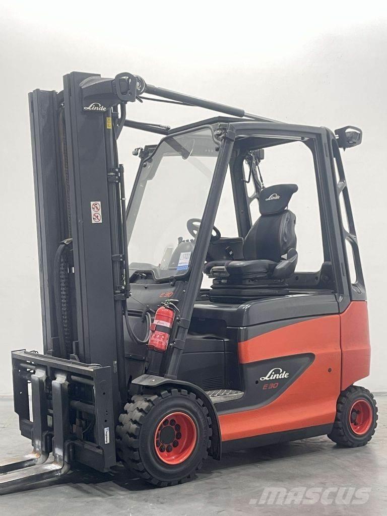 Linde E30H-01/600-387 شاحنات ذات رافعات شوكية تعمل بالكهرباء