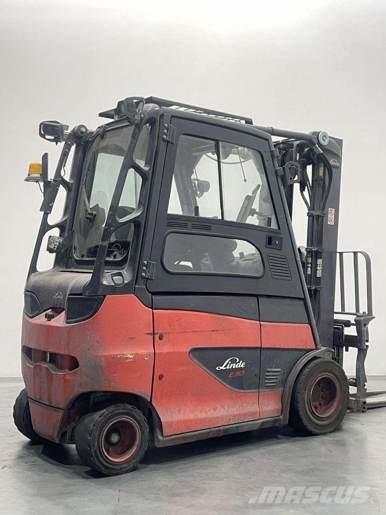 Linde E30H-01/600-387 شاحنات ذات رافعات شوكية تعمل بالكهرباء