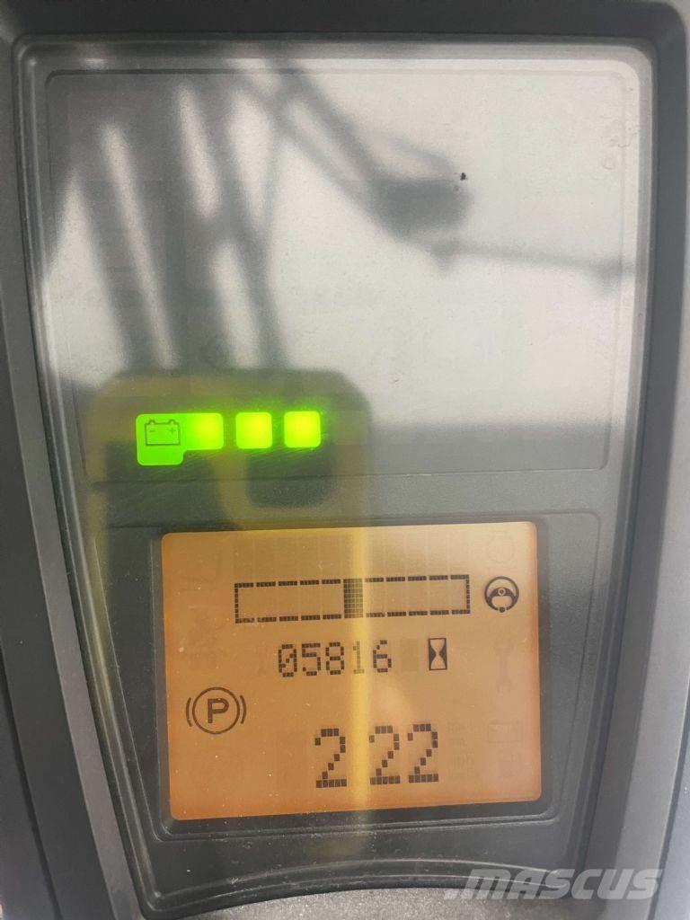 Linde E30L-01-387 شاحنات ذات رافعات شوكية تعمل بالكهرباء