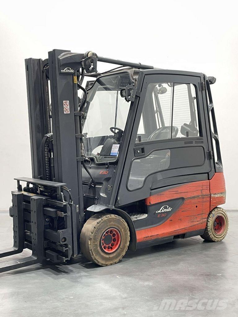 Linde E30L-01-387 شاحنات ذات رافعات شوكية تعمل بالكهرباء