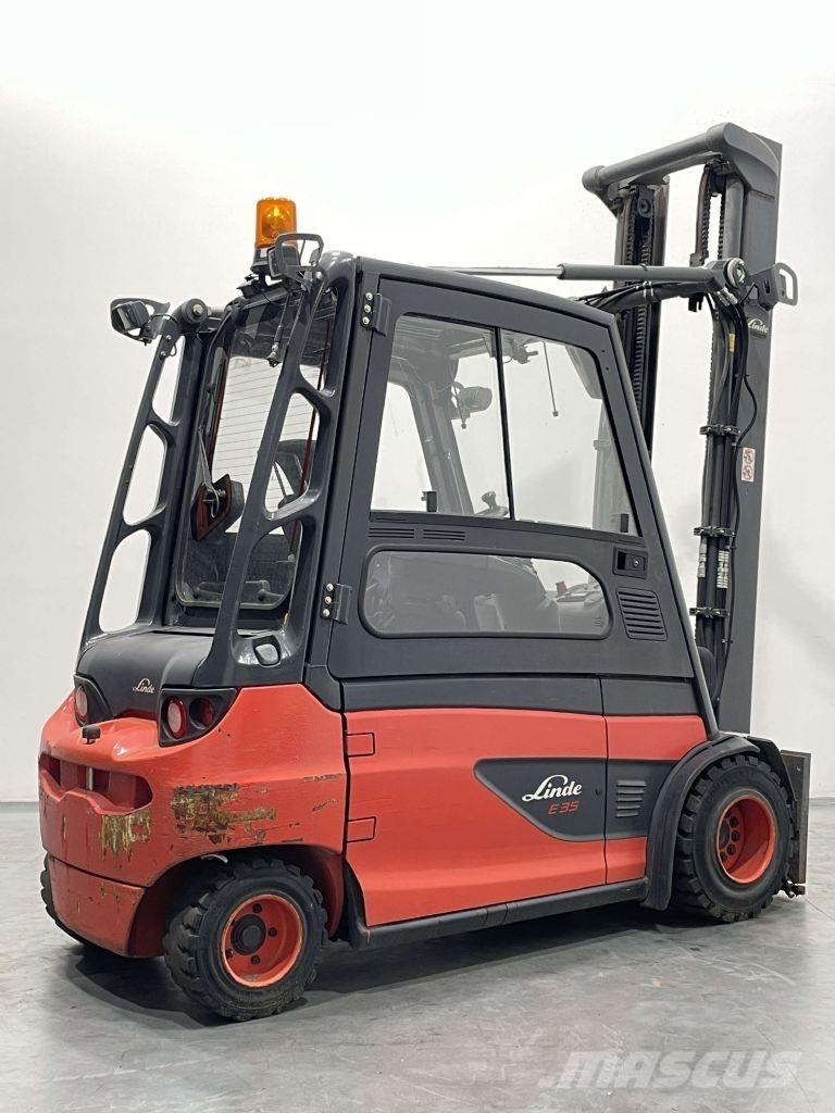Linde E35L-01-387 شاحنات ذات رافعات شوكية تعمل بالكهرباء