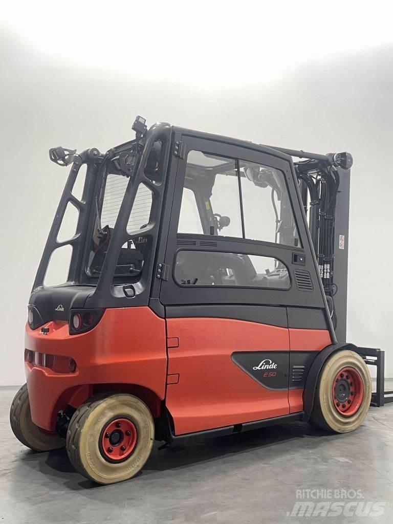 Linde E50HL-01-388 شاحنات ذات رافعات شوكية تعمل بالكهرباء