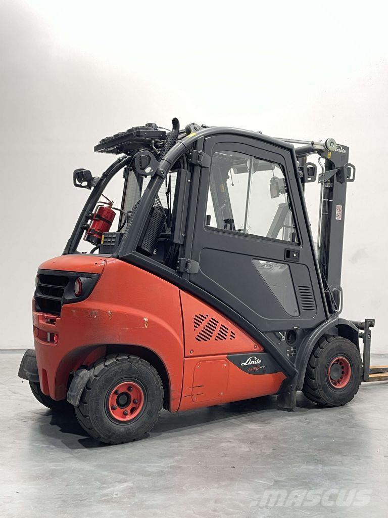 Linde H20D-02/600-392 شاحنات الديزل