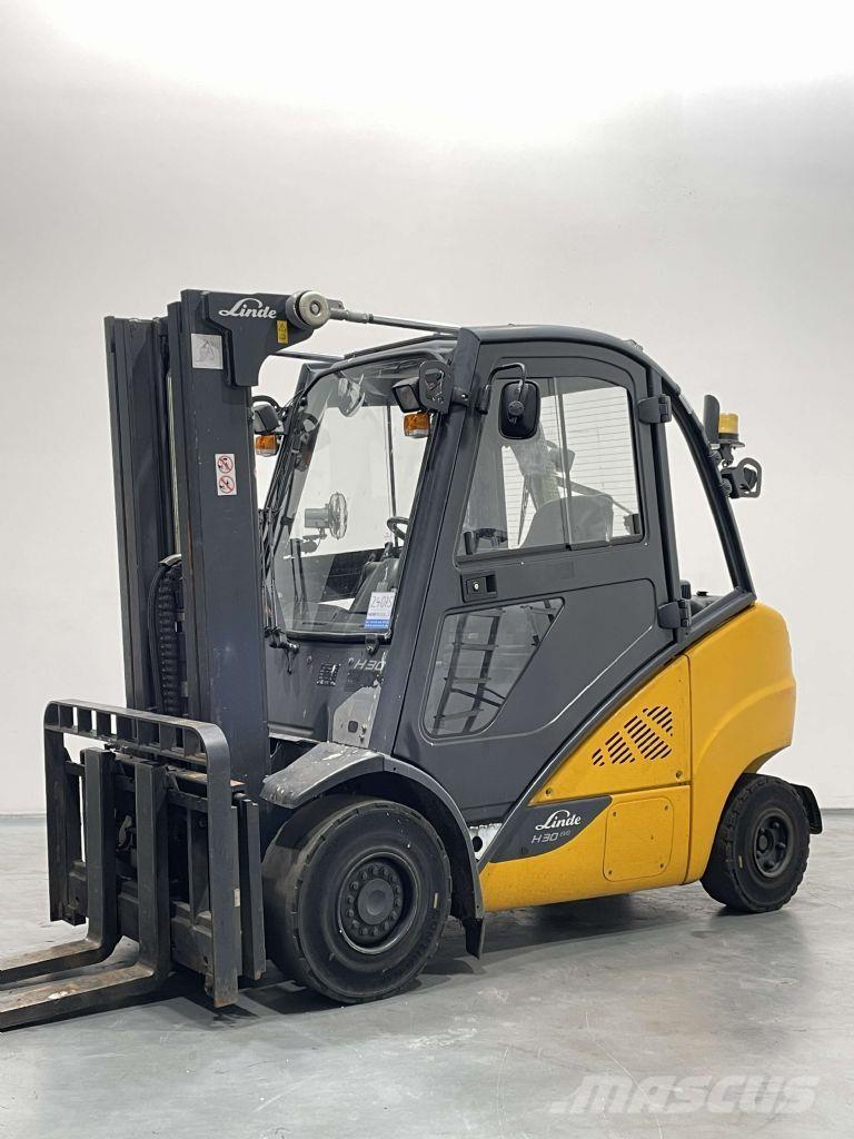 Linde H30D-02-393 شاحنات الديزل