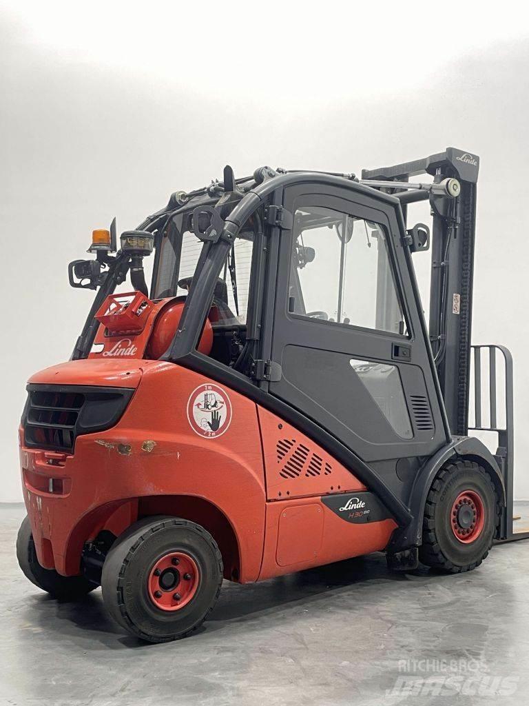 Linde H30T-02-393 شاحنات LPG