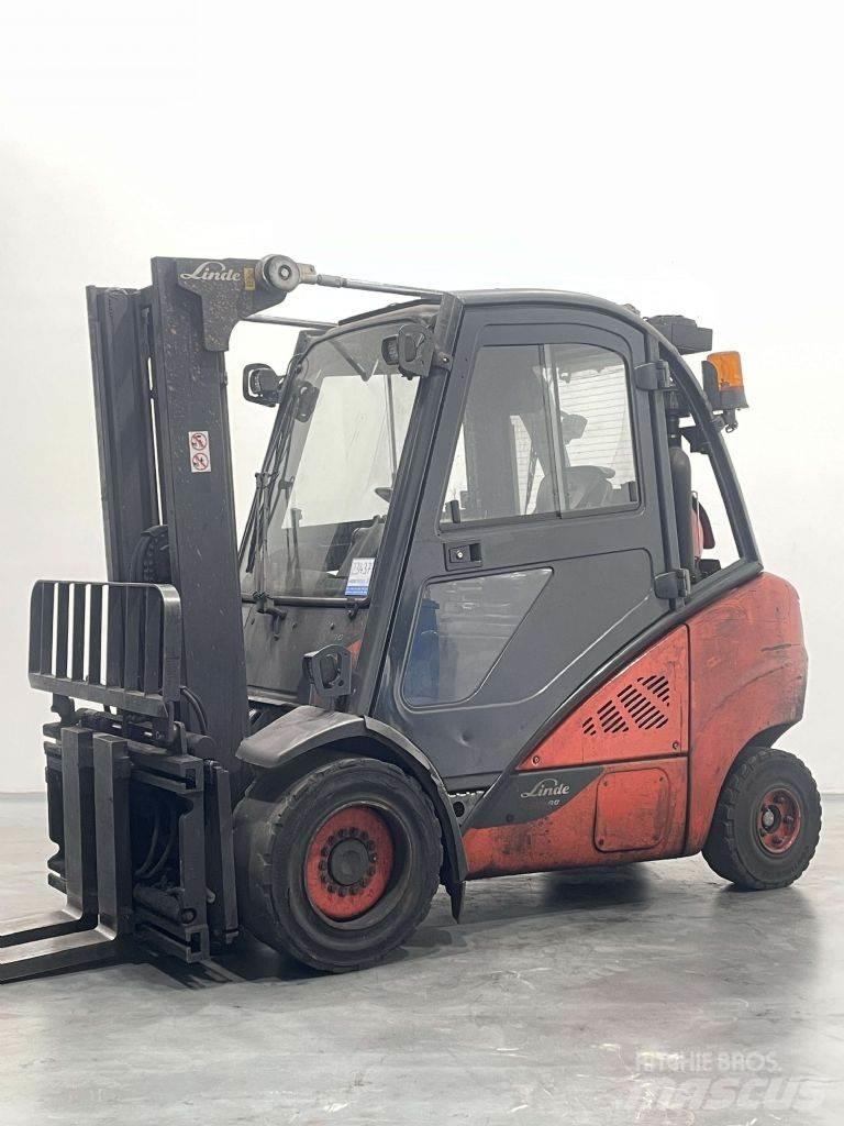 Linde H30T-02-393 شاحنات LPG